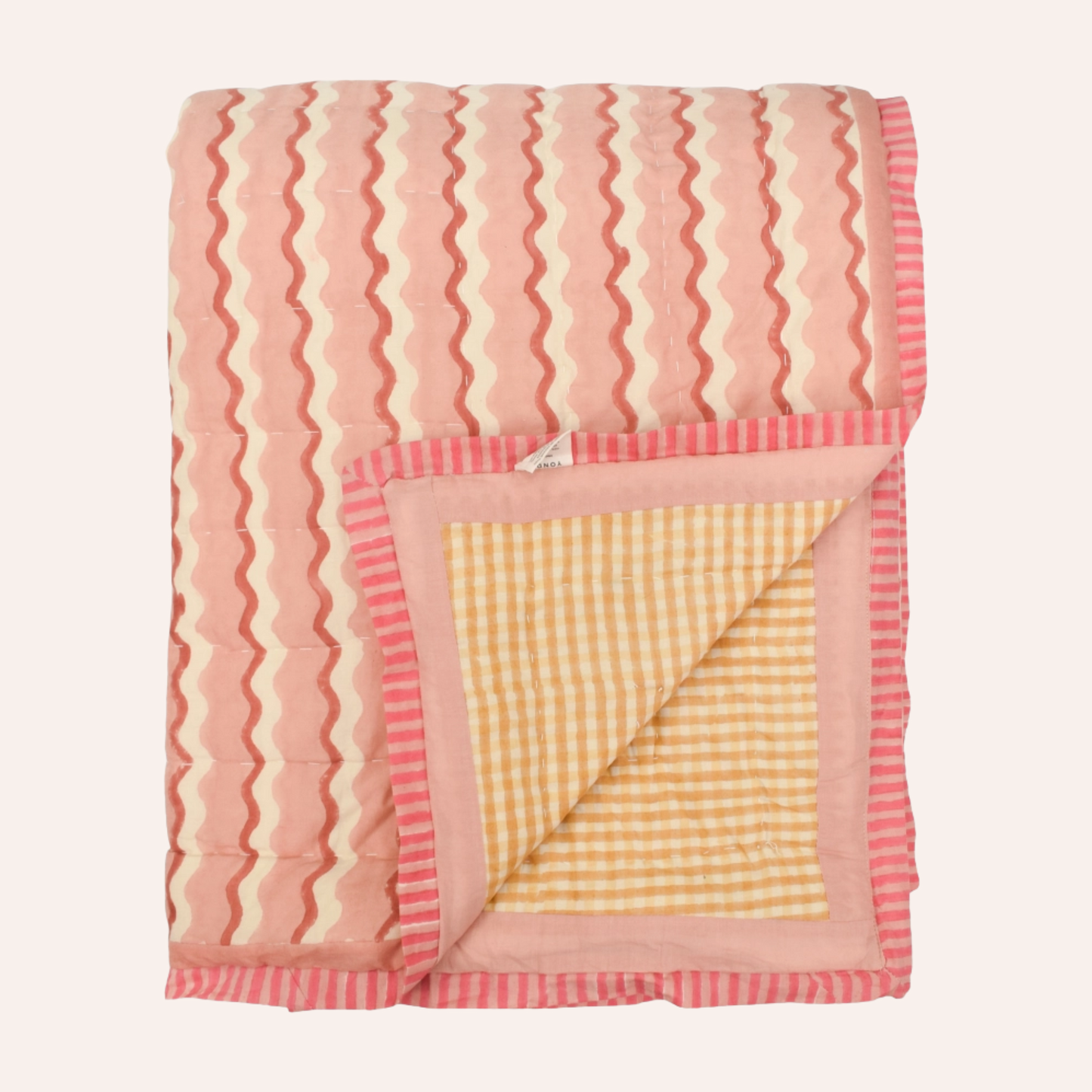 Wiggle Bedspread, Pink