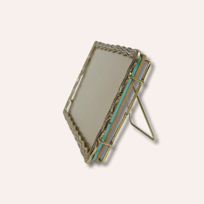 Yuki Wavy Photo Frame